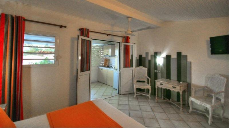 Hotel Caravelle La Trinite Εξωτερικό φωτογραφία
